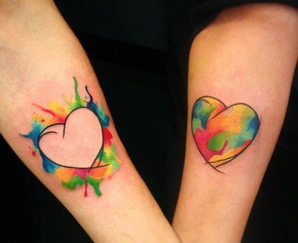 Tatouages ​​jumelés pour deux amoureux, pour des amis, des sœurs. Petits croquis, idées de lettrage